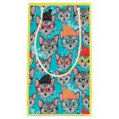 Kat in de pet klein cadeauzakje (Voorkant)