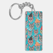 Kat in de pet sleutelhanger (Voorkant Links)