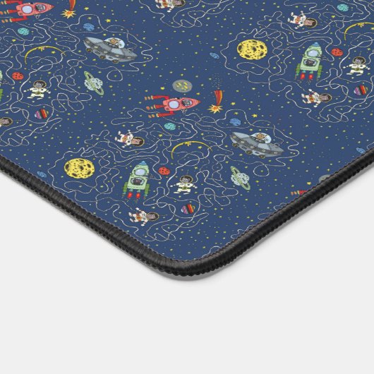 Kat in de ruimte bureaumat (Hoek)