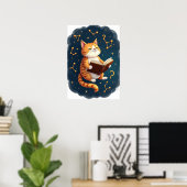 Kat In De Ruimte Leest Boek over Kosmische Astrono Poster (Thuiskantoor)