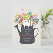 Kat in een gieter kan uitnodigen kaart (Staand voorkant)