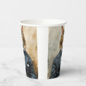 Kat in een pak papieren bekers (Links)