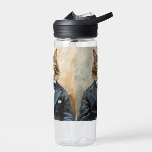 Kat in een pak waterfles (Links)