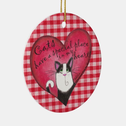 Kat in het hart op rode en witte gingham keramisch ornament (Rechts)