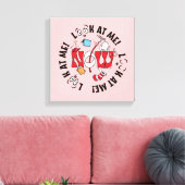 Kat in het Pet | Kijk me aan! Kijk me aan! Canvas Afdruk (Insitu (Woonkamer))