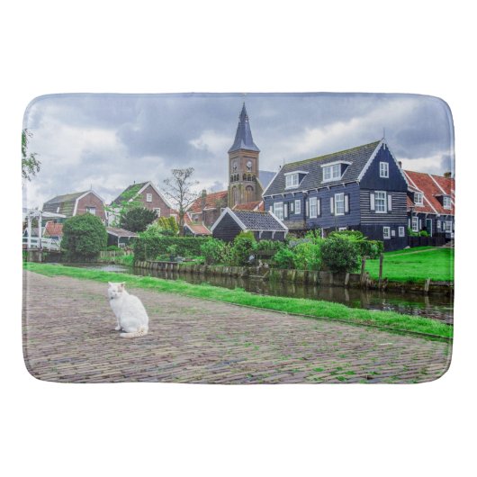 Kat in het traditionele vissersdorp badmat (Voorkant)