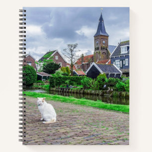 Kat in het traditionele vissersdorp notitieboek