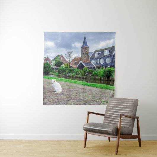 Kat in het traditionele vissersdorp wandkleed (In situ)