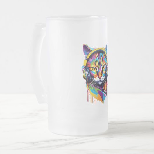 Kat in hoofdtelefoon matglas bierpul (Voorkant links)