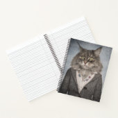 Kat in kleding notitieboek (Binnen)