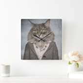 Kat in kleding vierkante klok (Huis)