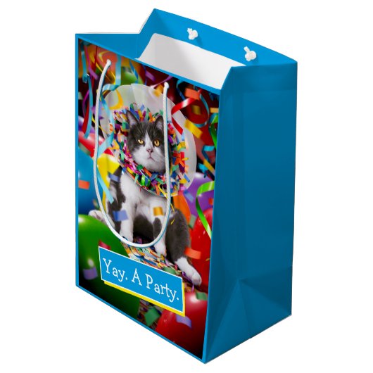 Kat in partijkloon medium cadeauzakje (Achterkant Gekanteld)