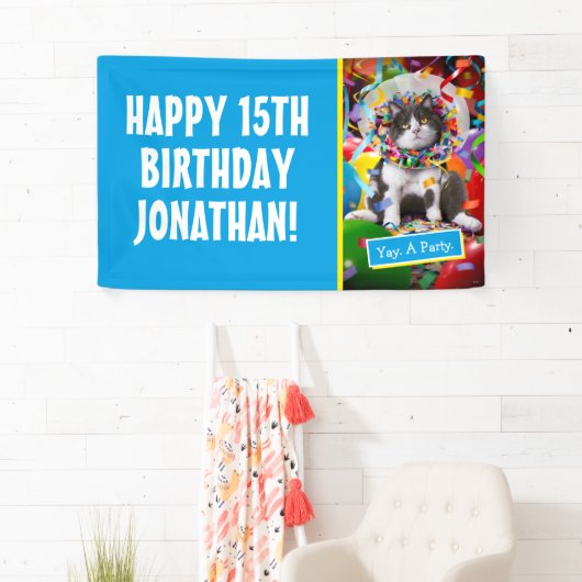 Kat in partijkloon spandoek (Insitu)