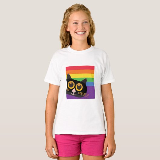 Kat in regenboog t-shirt (Voorkant volledig)