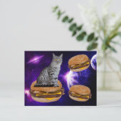 KAT IN RUIMTE MET HET BRIEFKAART CHEESEBURGERS (Staand voorkant)