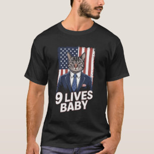 Kat in suite met Trump haar Amerikaanse vlag 9 lev T-shirt