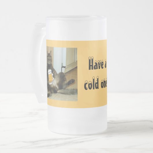 Kat is een bier matglas bierpul (Voorkant links)