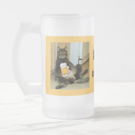 Kat is een bier matglas bierpul (Links)