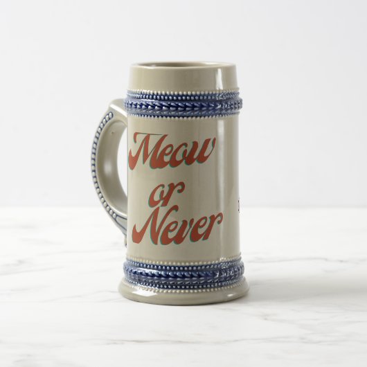 kat, kat bierpul (Voorkant links)