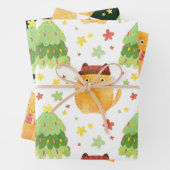 Kat kerstpapier met onmiddellijke verpakking inpakpapier vel (In situ)