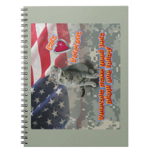 Kat keurt veteraan voor een leven lang vriend goed notitieboek