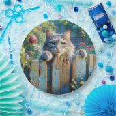 Kat kijkt over een hek papieren bordje (Feest)