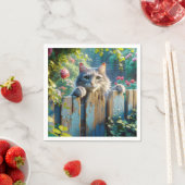 Kat kijkt over een hek servet (Insitu)