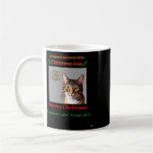 Kat klopt over de kerstboom koffiemok (Links)