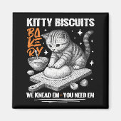 Kat Kneedt Bakker Kitty Biscuit We Kneed Ze Jou Magneet (Voorkant)