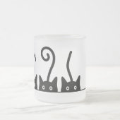 Kat lijn tekening. Drie katjes. Wereld Kattendag. Matglas Koffiemok (Center)