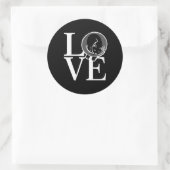 Kat Love on Black Ronde Sticker (Tas)
