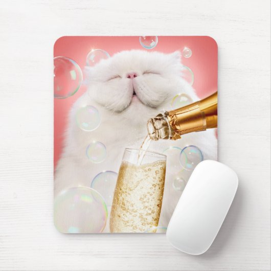 Kat met champagne muismat (Met muis)