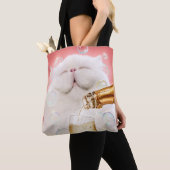 Kat met champagne tote bag (Dichtbij)