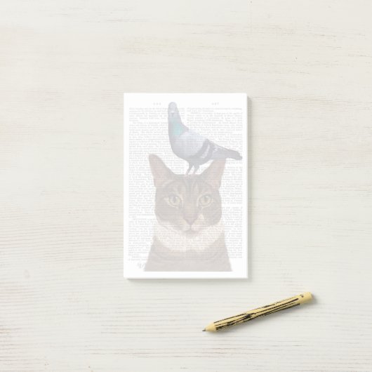 Kat met duif op kop post-it® notes (Op bureau)