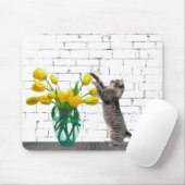 Kat met Gele Tulip Bouquet Mousepad Muismat (Met muis)