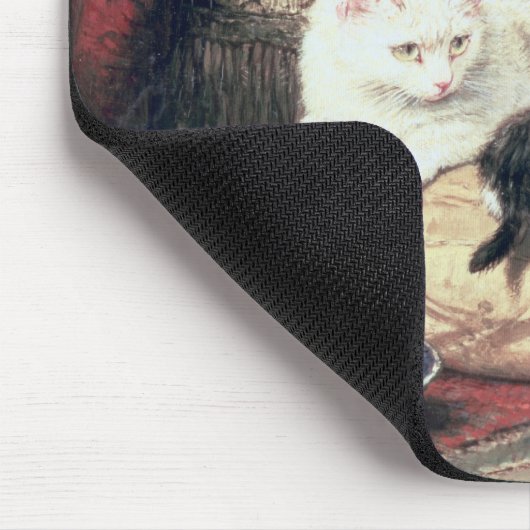 Kat met haar Kittens op een kussen Muismat (Hoek)