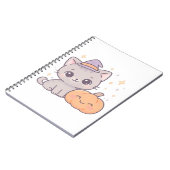 Kat met heks Pet en lachende pompoen Schattige Spo Notitieboek (Linkerzijde)