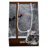 Kat met kerstmis rode stip rendier medium cadeauzakje (Achterkant)