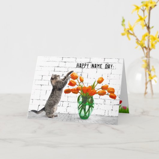 Kat met Oranje Tulps Name Day Kaart (Gele Bloem)