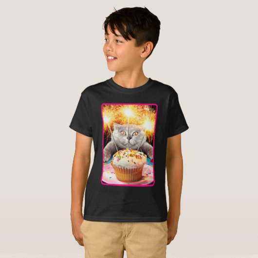 Kat met Sparkler Cupcake T-shirt (Voorkant volledig)