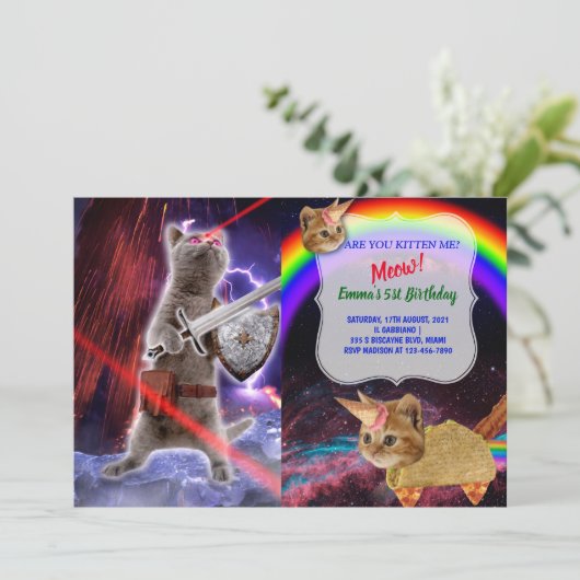 Kat met worstjes met ooglasers kaart (Staand voorkant)