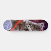 Kat met worstjes met ooglasers persoonlijk skateboard (Horizontaal)