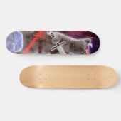 Kat met worstjes met ooglasers persoonlijk skateboard (Horizontaal)