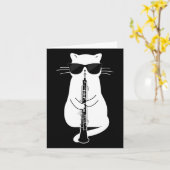 Kat met zonnebril die hobo speelt kaart (Gele Bloem)