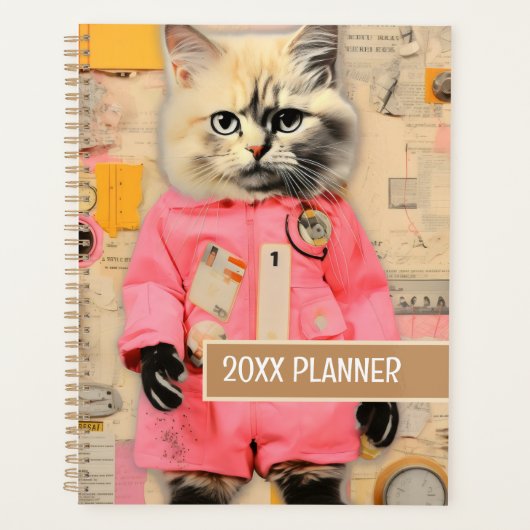 Kat met zwarte poten en roze outfit collage planner (Voorkant)
