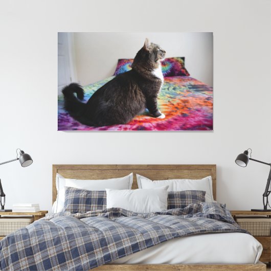 Kat op bed Uitgerekt Canvas Print (Insitu (Slaapkamer))