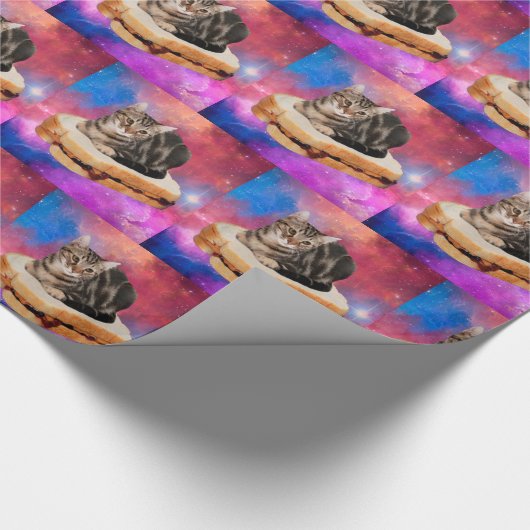 Kat op een brood dat in de ruimte vliegt cadeaupapier (Hoek)