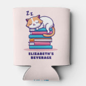 Kat op een Stack of Books Cute Personalized Litera Blikjeskoeler (Achterkant)