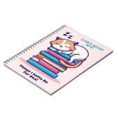 Kat op een Stack van de Naam van de Lezers van de  Notitieboek (Linkerzijde)