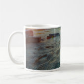 Kat op een strand koffiemok (Links)